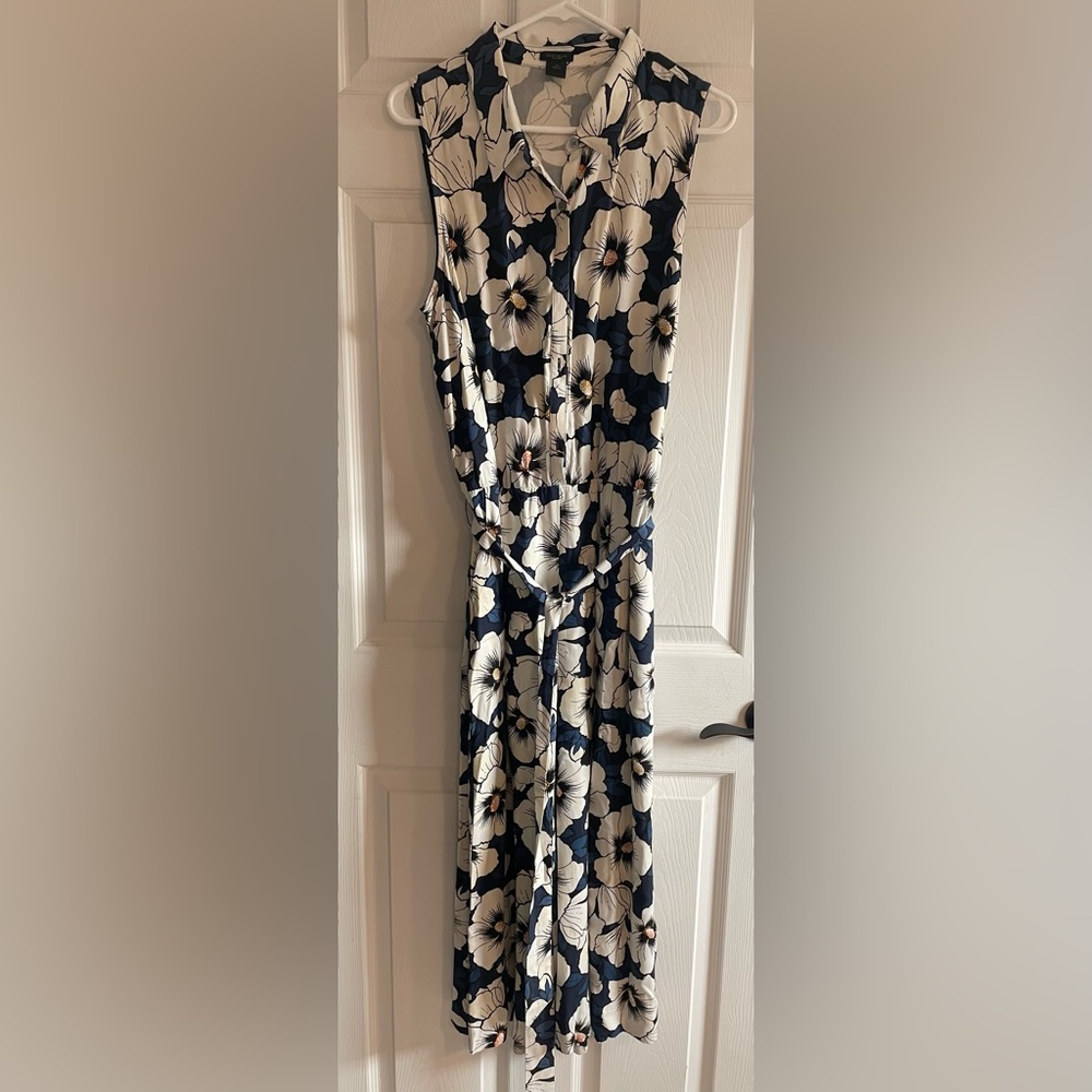 Ann Taylor White/Blue Floral Print Cropped Wide Leg Jumpsuit
